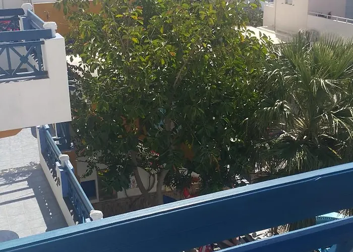 Апарт-отель Darzenta Athina 3*